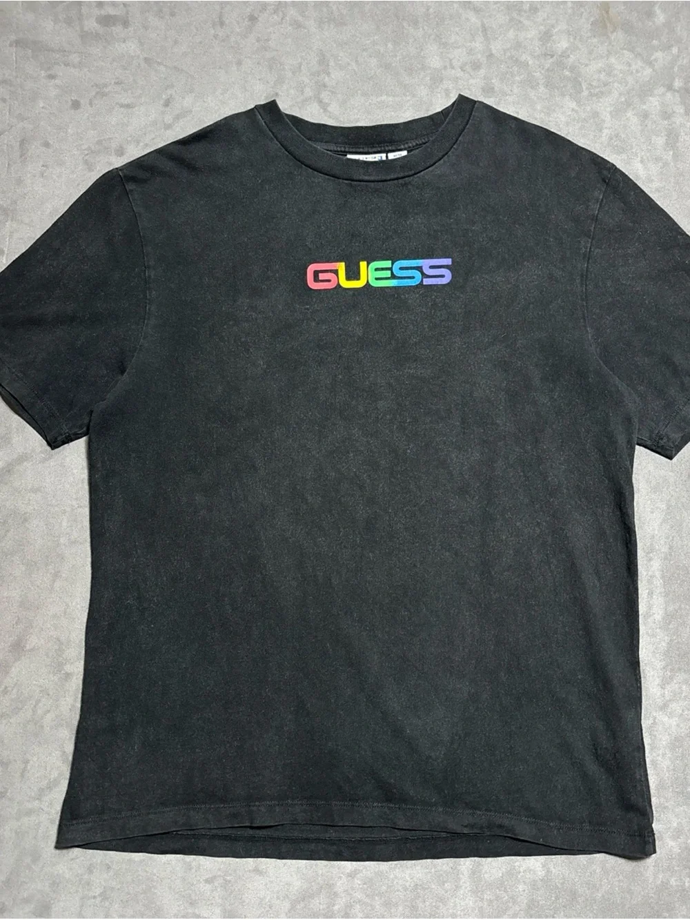 J Balvin x Guess Shirt Mens Medium Vintage Black 2020 Colores StreetWear - Picture 1 of 13